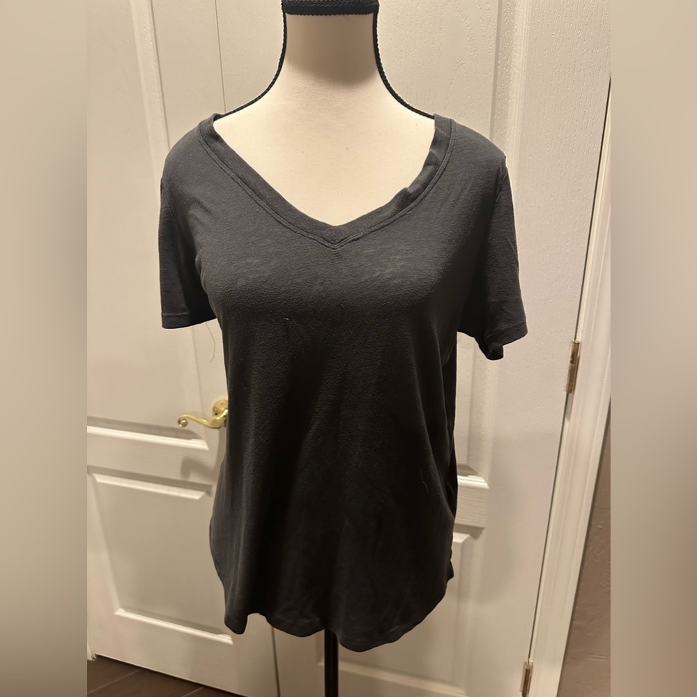 Athleta tee